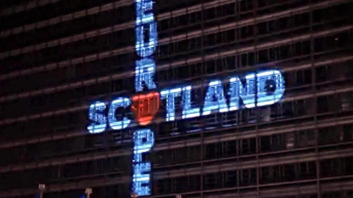 eqmfdbtxiaafxwu_24213200