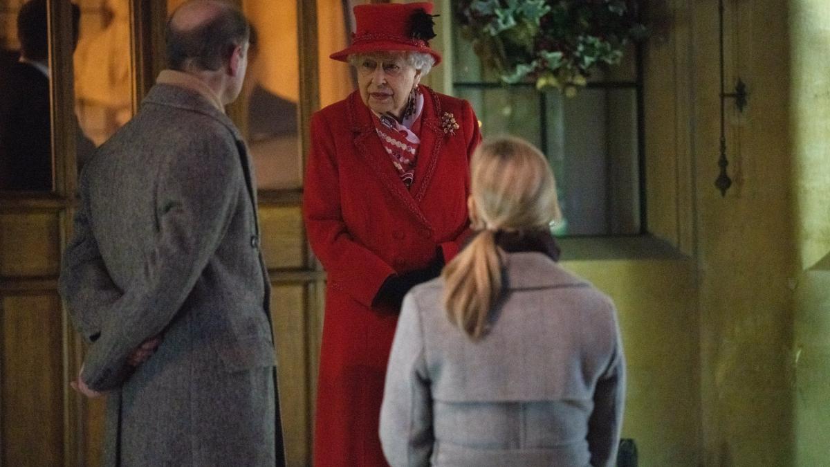 regina-elisabeta-a-iia_35455800