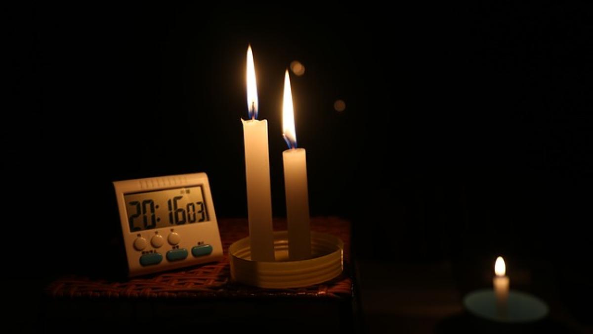 candlelight-3194287_640_00073800