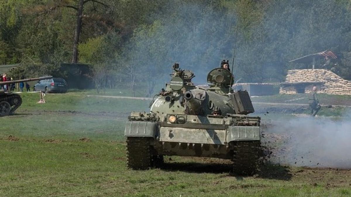 tank-2272806_640_40330200