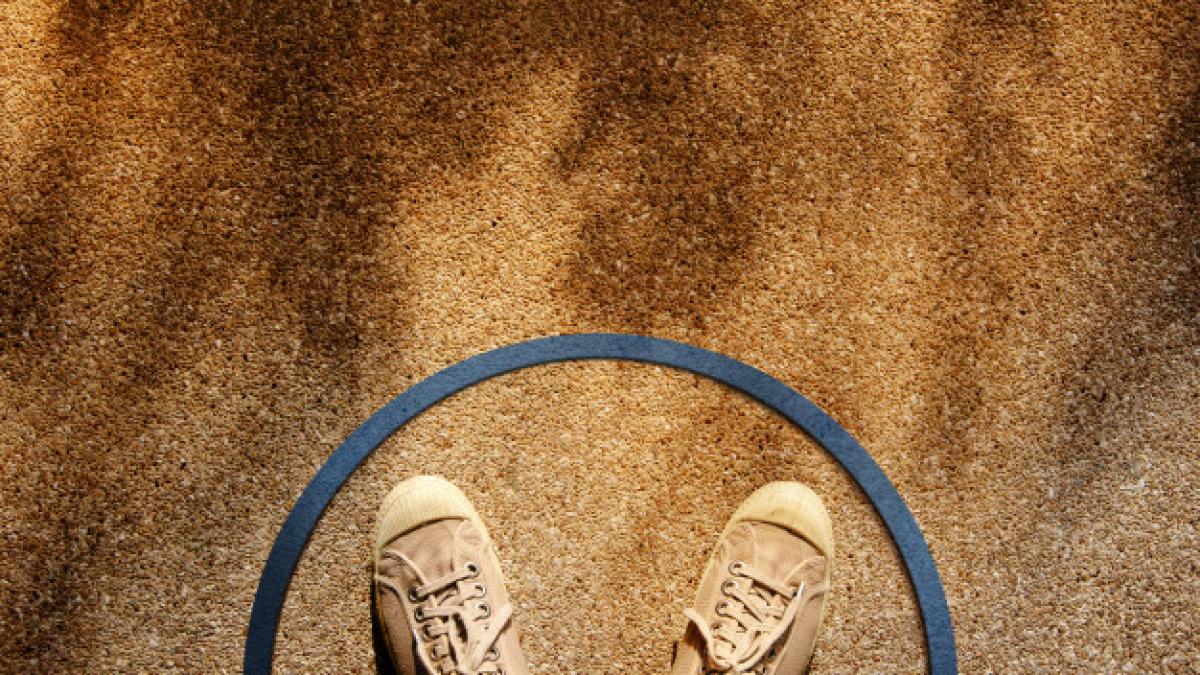 male-sneaker-shoes-standing-inside-circle-line_34048-899_64442500