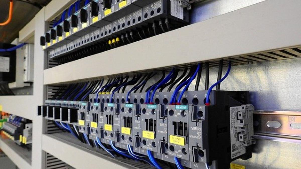 control-cabinet-2147370_640_65410700