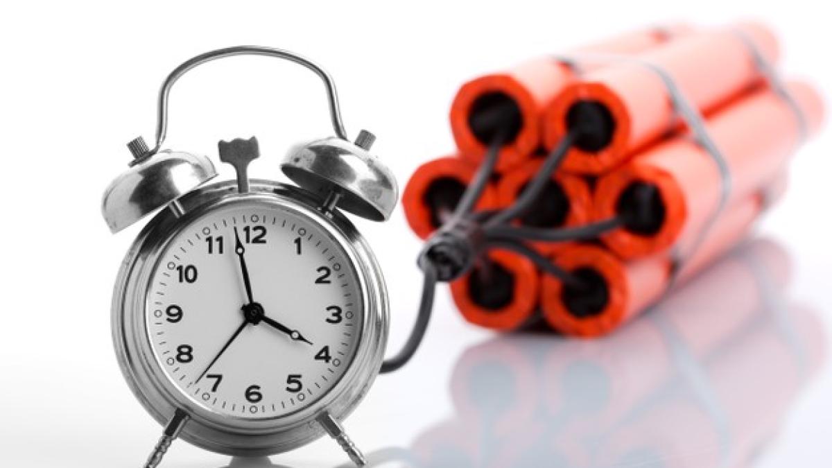 alarm-clock-dynamite_266732-14389_97633500