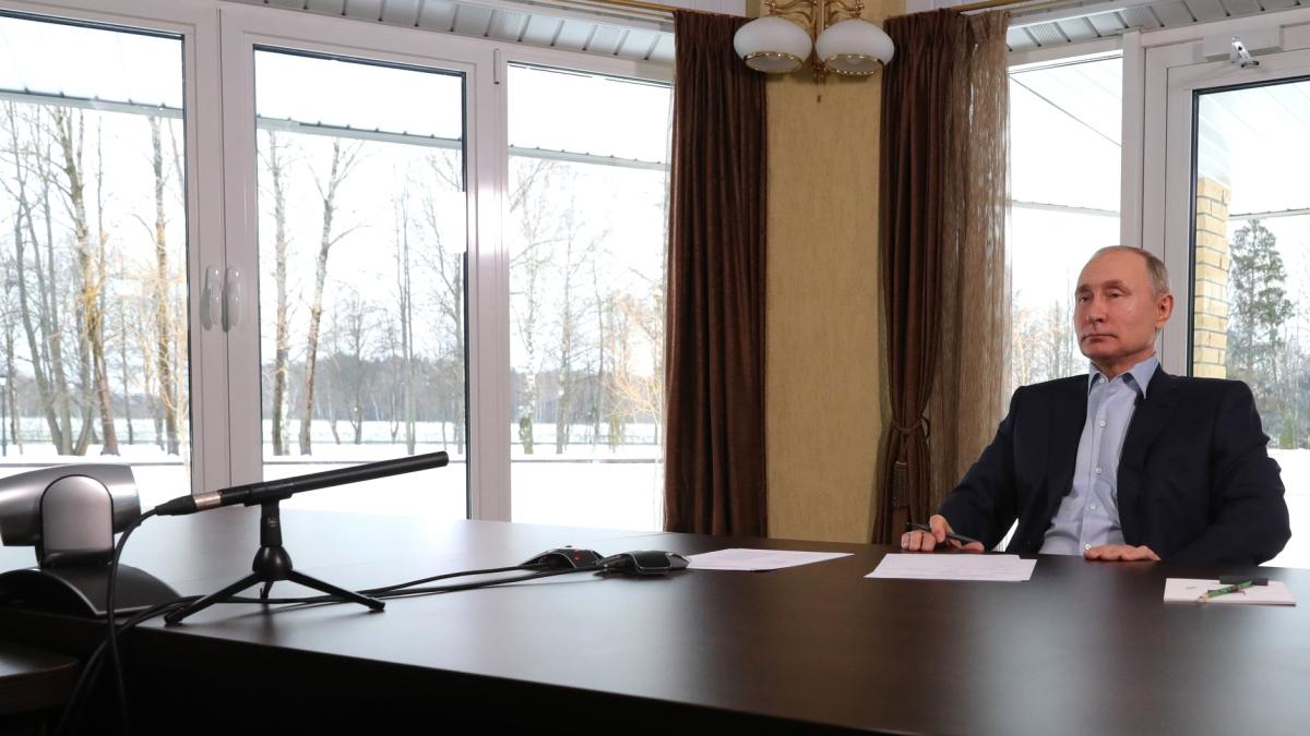 vladimir-putin_35448000