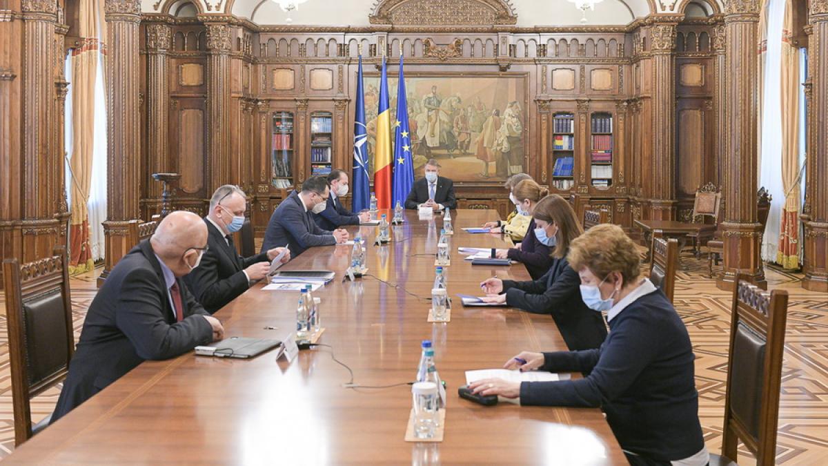 original_sedinta_de_lucru_cu_prim-ministrul_romaniei_si_membri_ai_guvernului_2_februarie_2021_01_resize_54897400