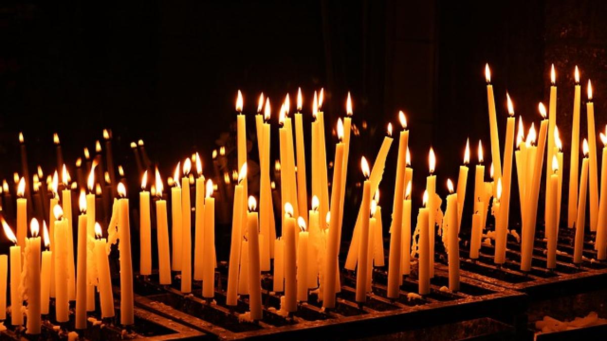 candles-4298297_640_55880900