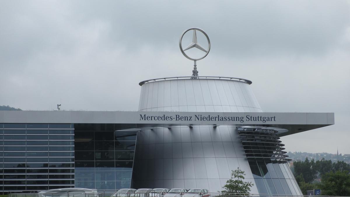 mercedes_benz_636942_1280_96019100