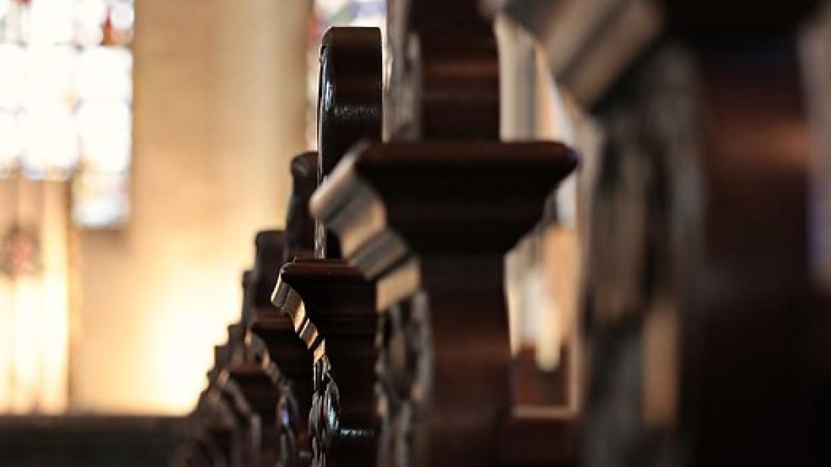 church-pews-2401405_640_87706200