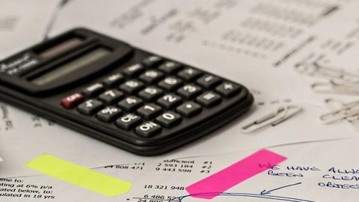 calculator-1044172_640_18624000