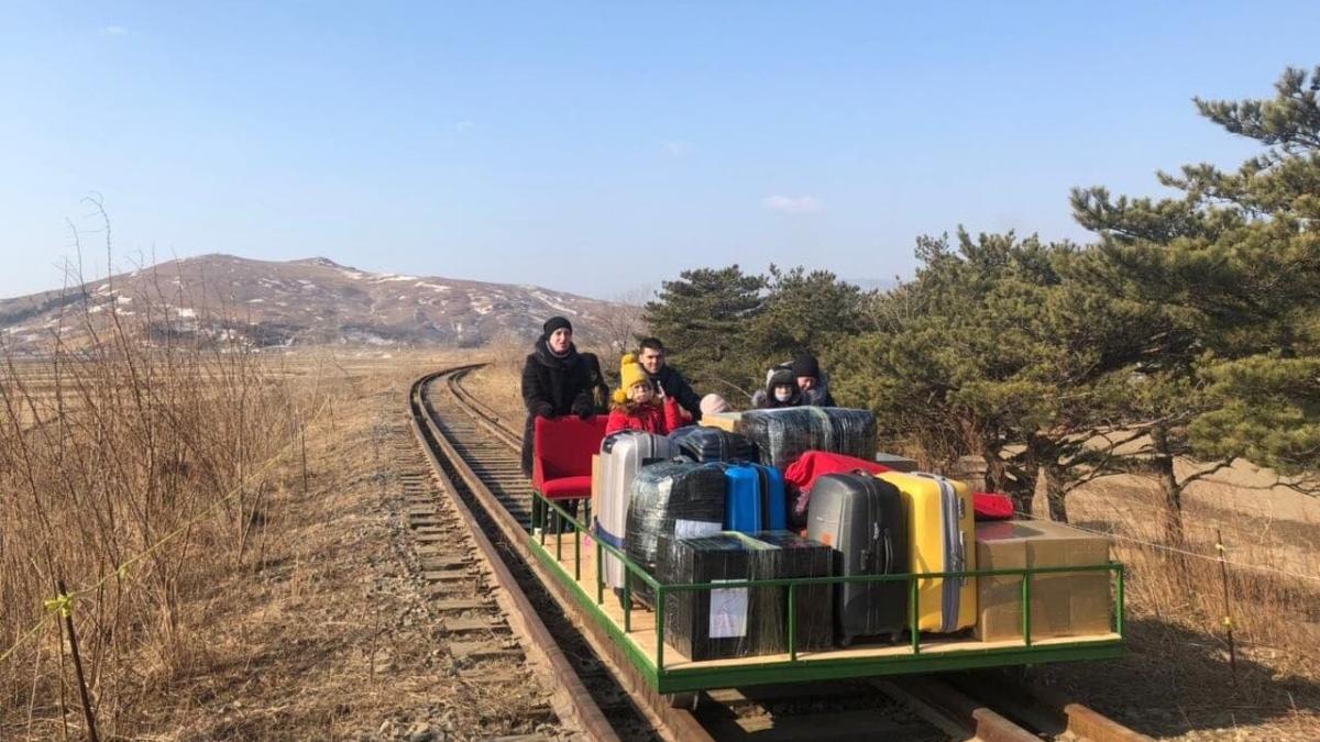 26virus-briefing-russia-1-superjumbo-v2_19007500