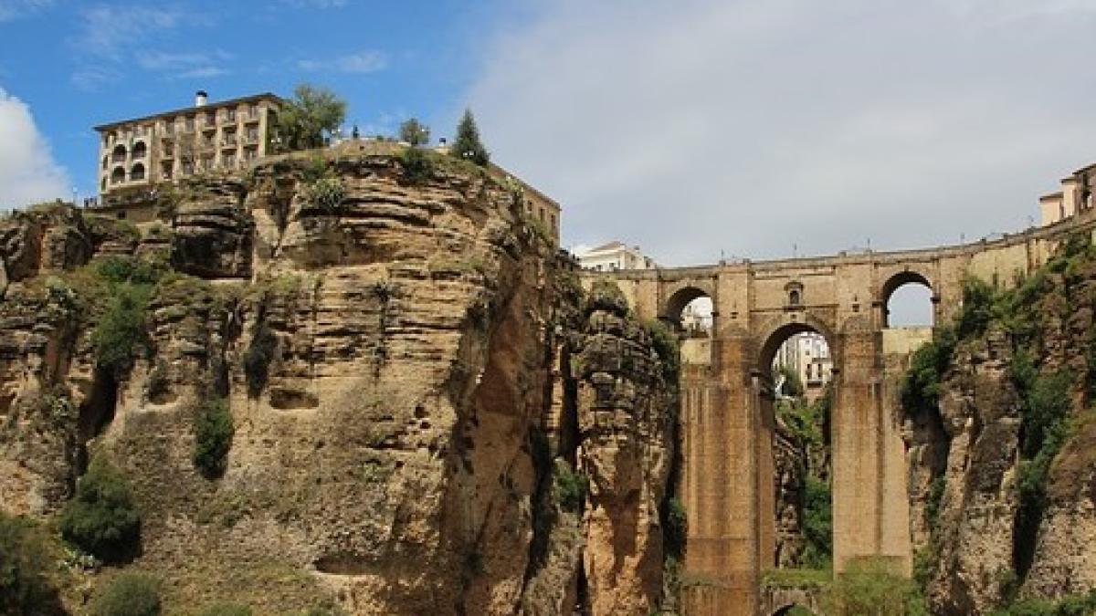 ronda-2154601_640_05962500