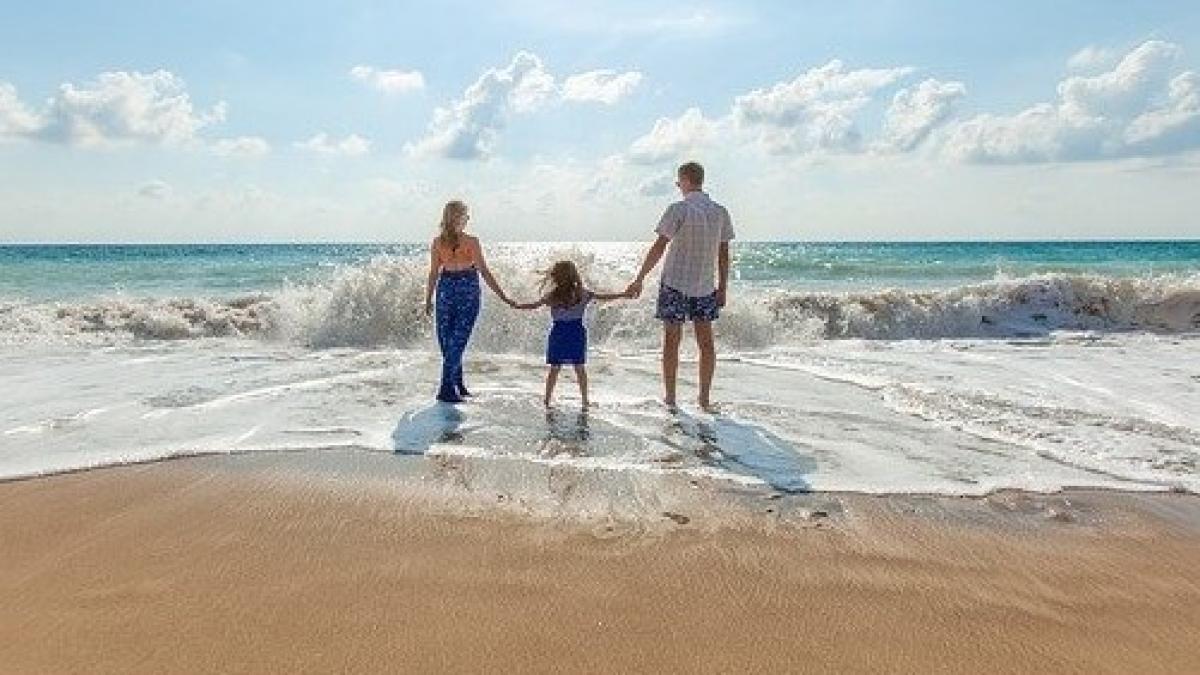 beach-1867271_640_52068900