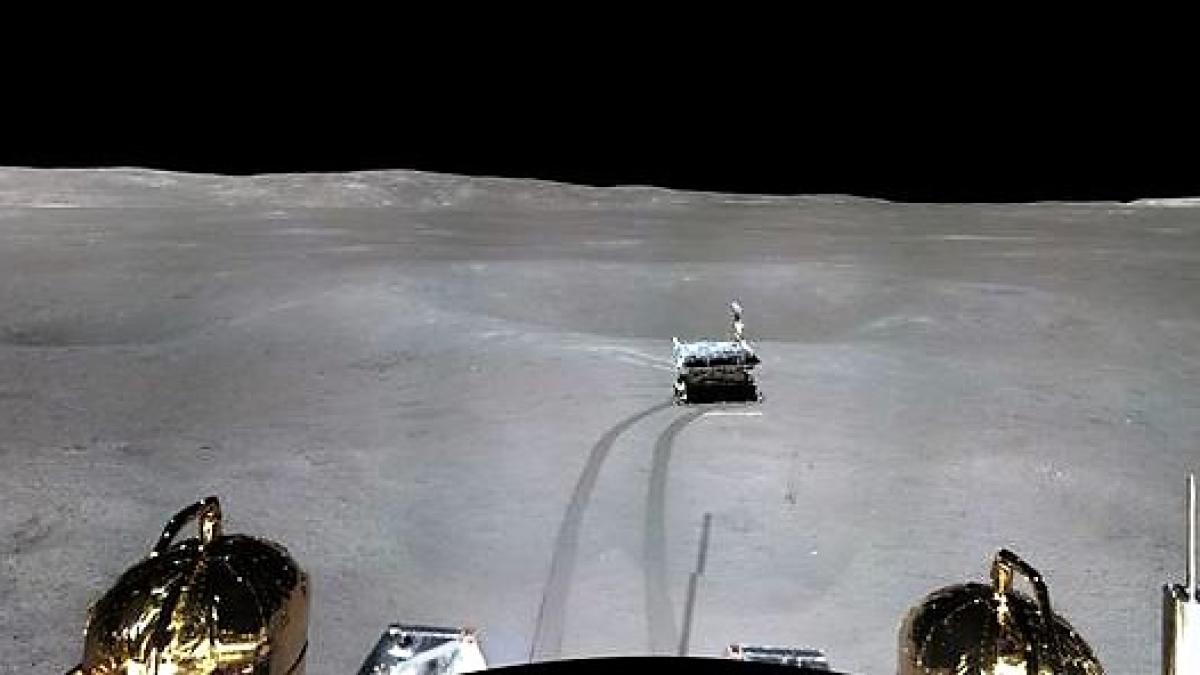 Chipul nevăzut al Lunii. Ce a filmat un robotul Yutu-2 VIDEO