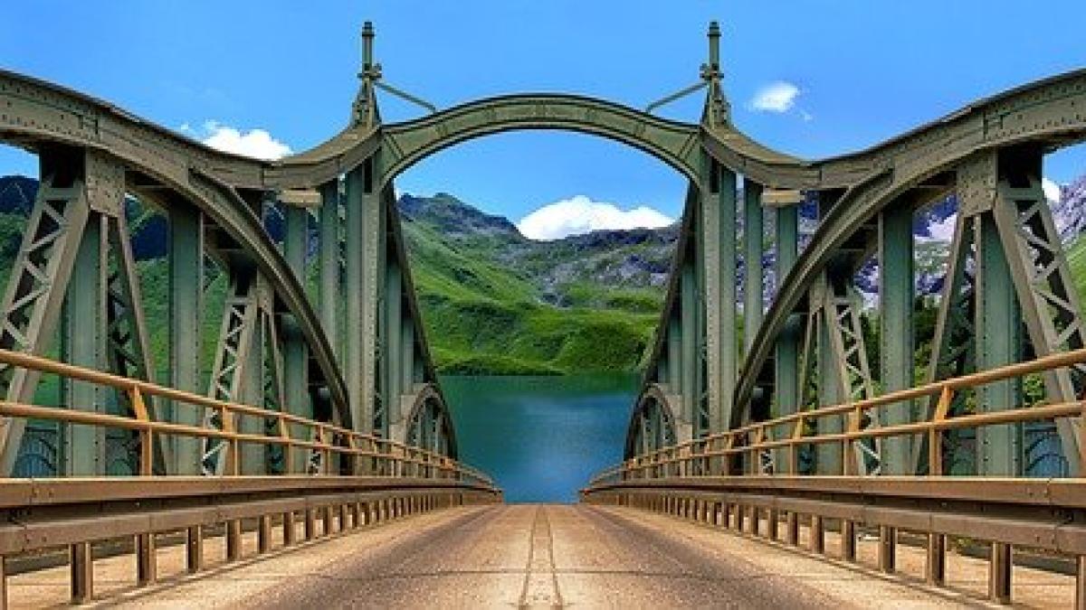 bridge-2986009_640_02048100