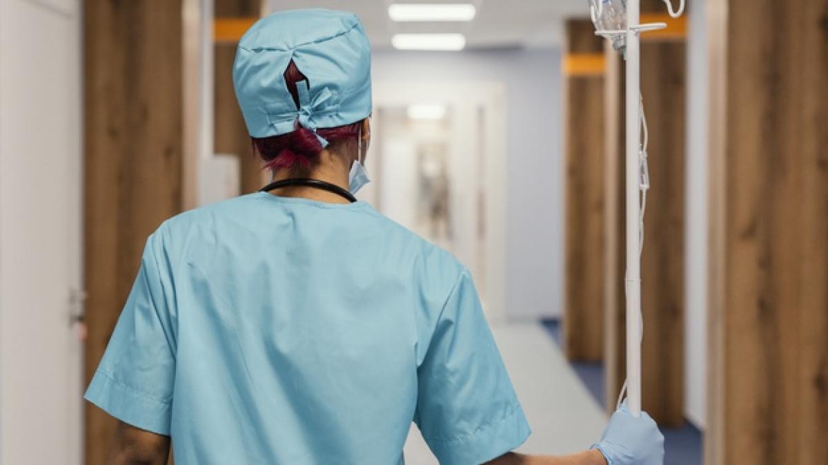 medium-shot-health-worker-hospital_23-2148894928_87882600