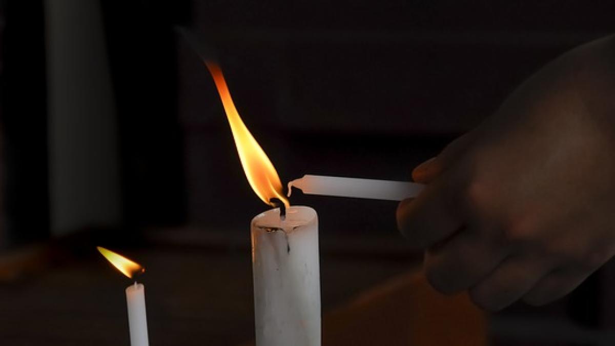 candlelights-2179184_640_87076100