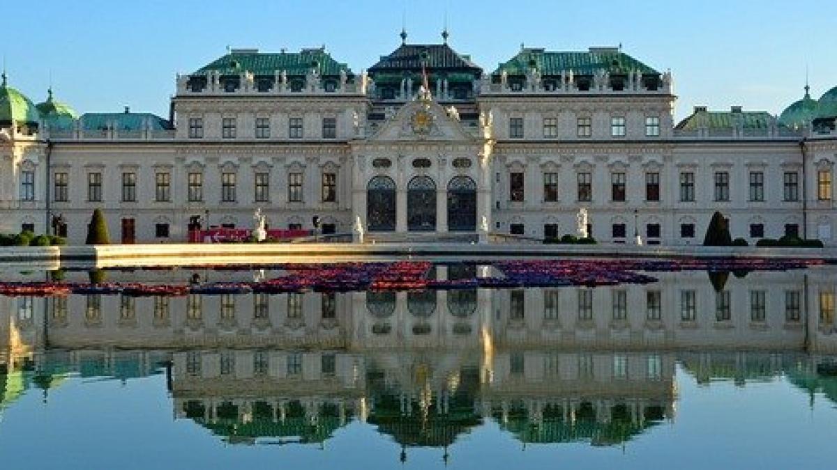 belvedere-1601377_640_12137400