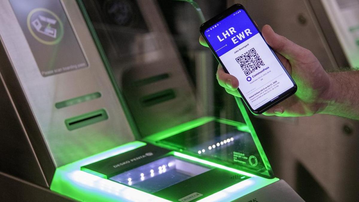 pasaport-electronic-de-vaccinare_12331100