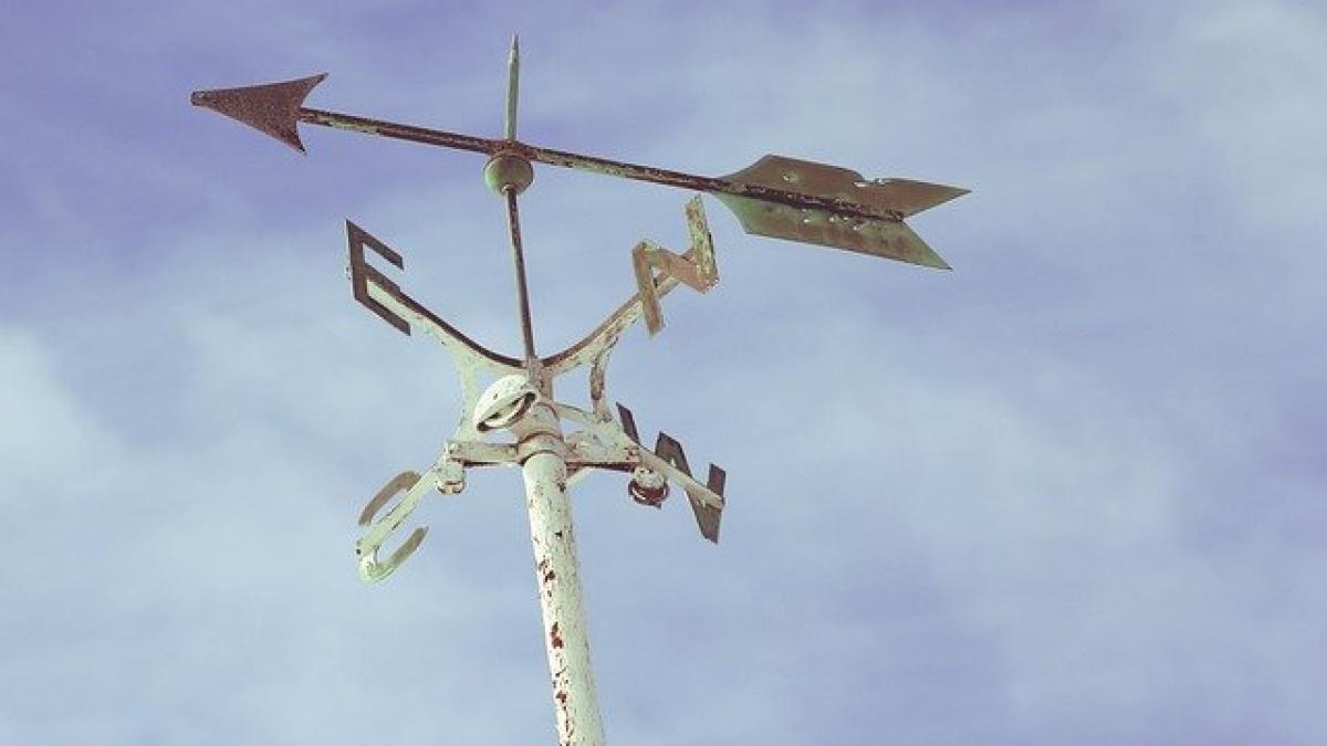 weather-vane-1209398_640_54158300