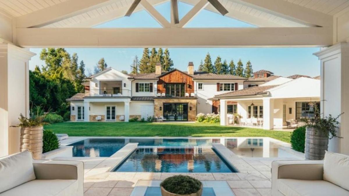 madonna_mansion_1_57561500