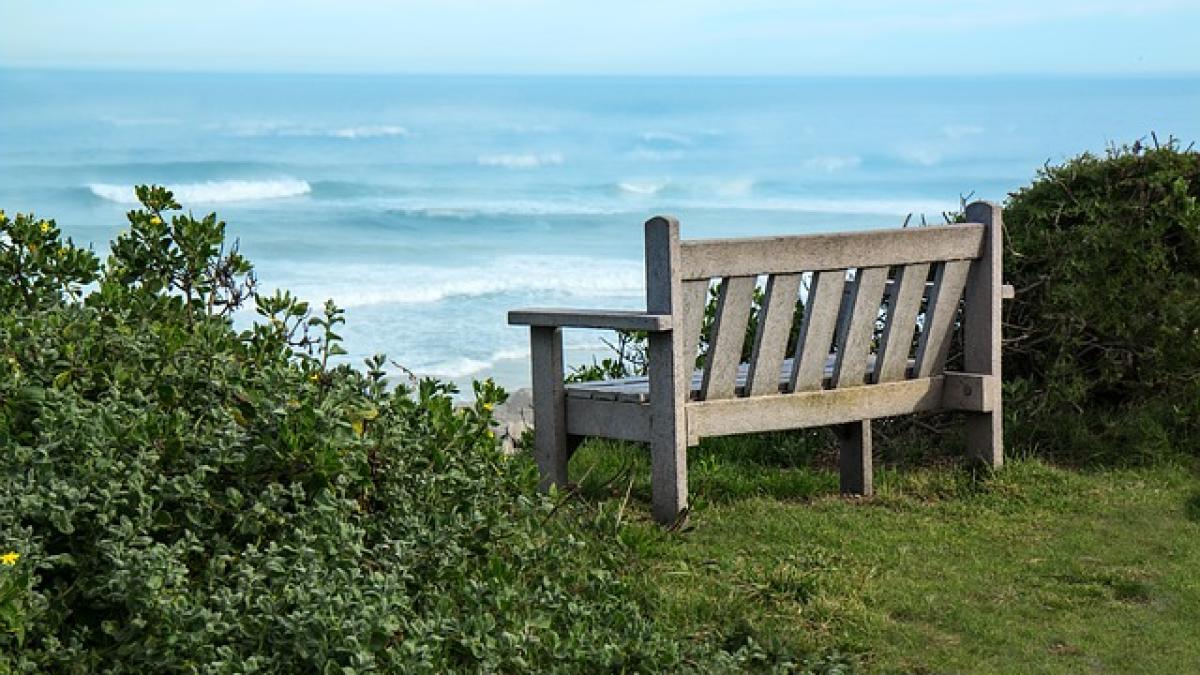 bench-2354745_640_06651500