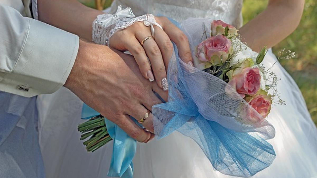 bridal-bouquet-4457220_640_12571700