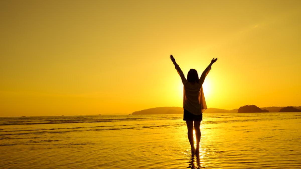 relax-woman-jumping-sea-beach_1249-528_43076500