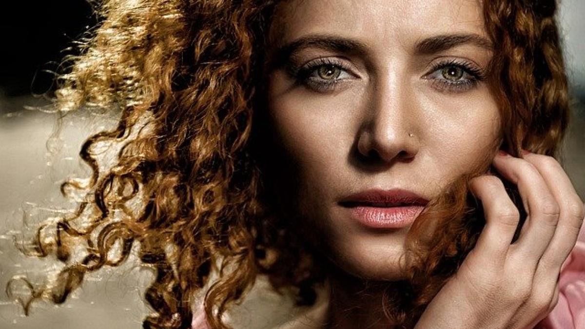 portrait-4597853_640_77980400