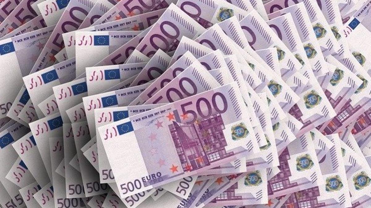 euro-96289_640-1_04055800