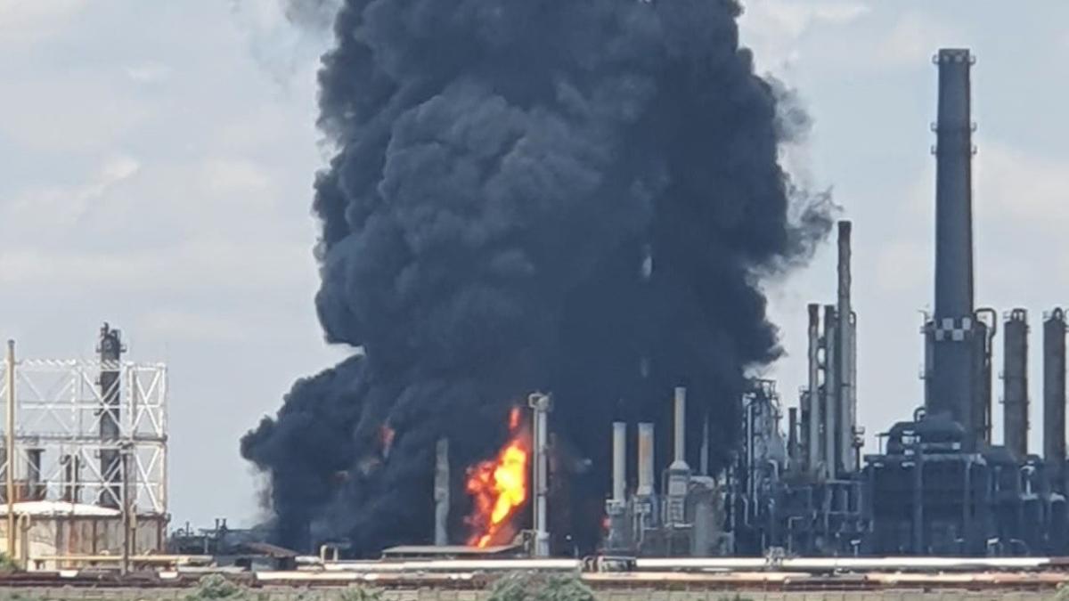 EXPLOZIE la PETROMIDIA. A fost activat PLANUL ROȘU și emis Ro-ALERT VIDEO