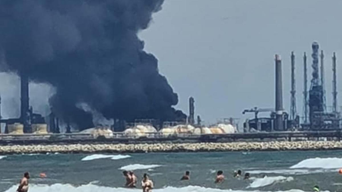 210559278_10166003133165019_6447326571293102665_n_15255400