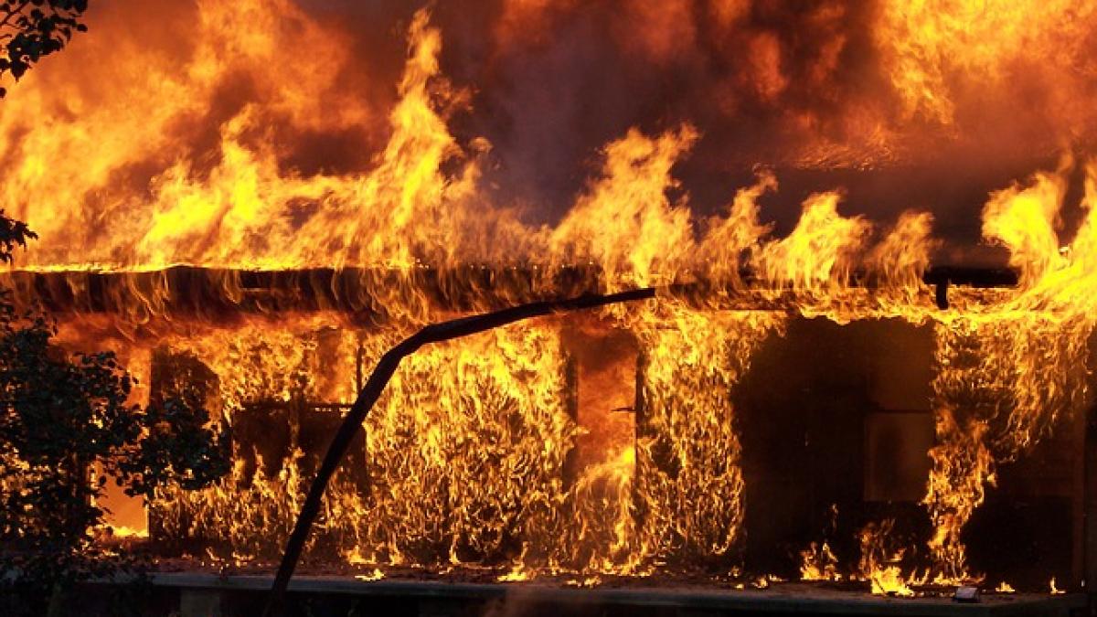 Irak: Incendiu DEVASTATOR într-un spital COVID. Zeci de morți VIDEO