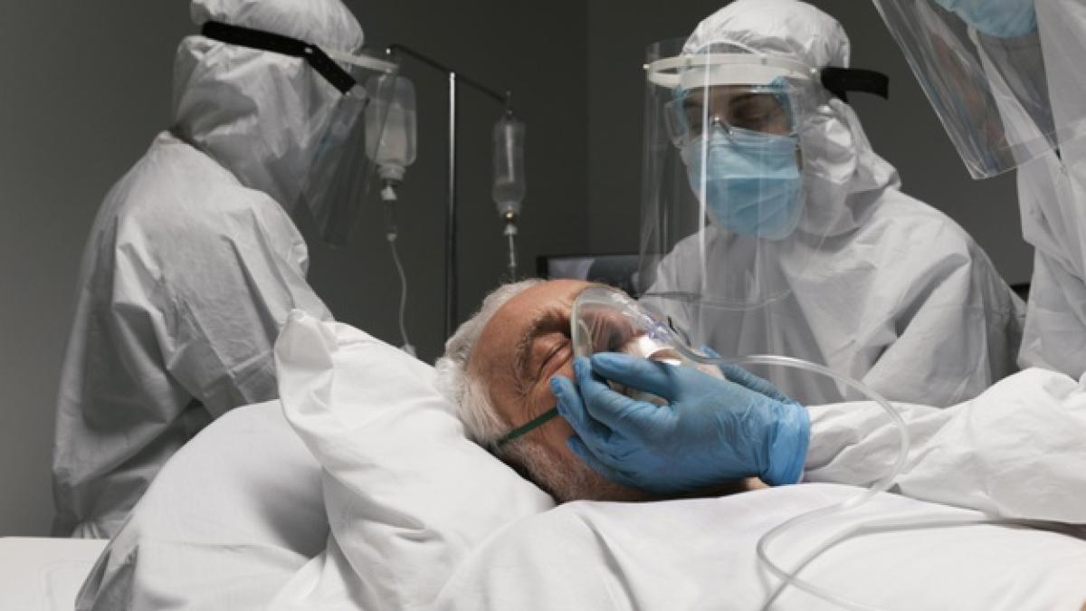 covid-19-covid_04598500