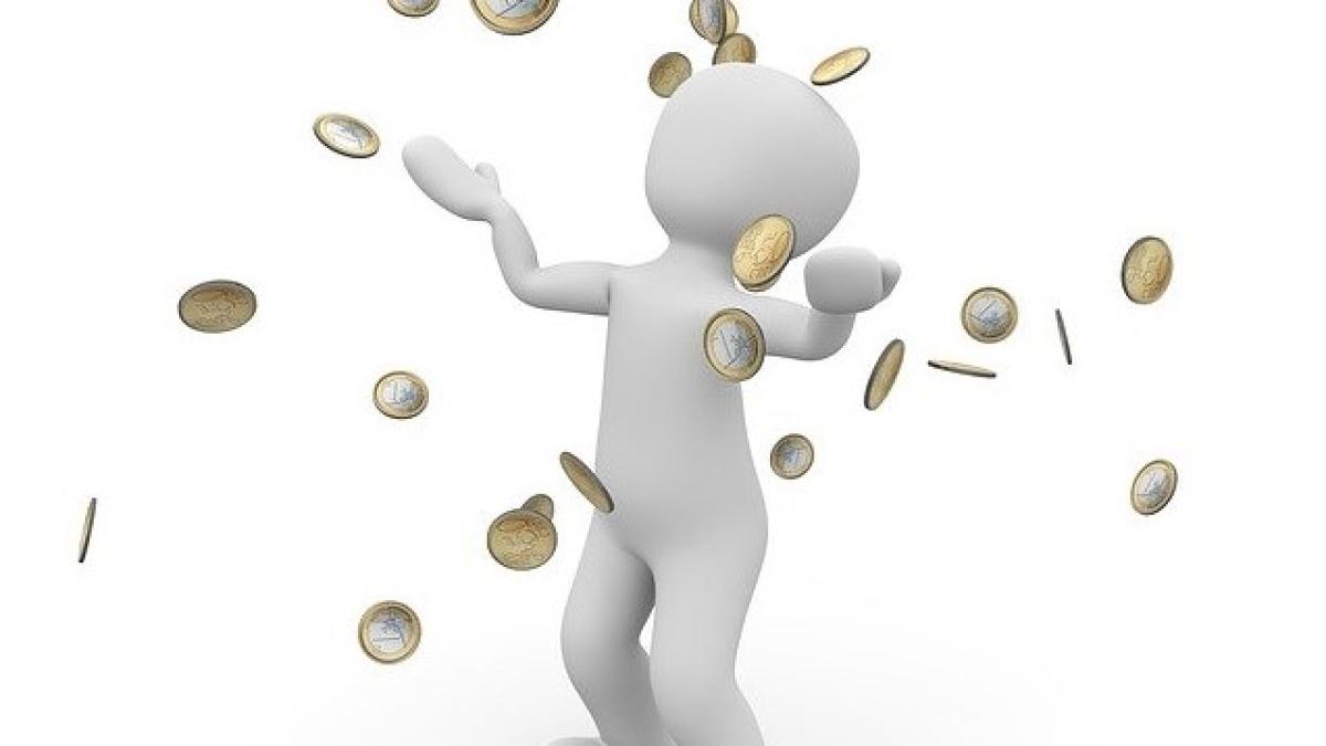 money-rain-1013711_640_36743200