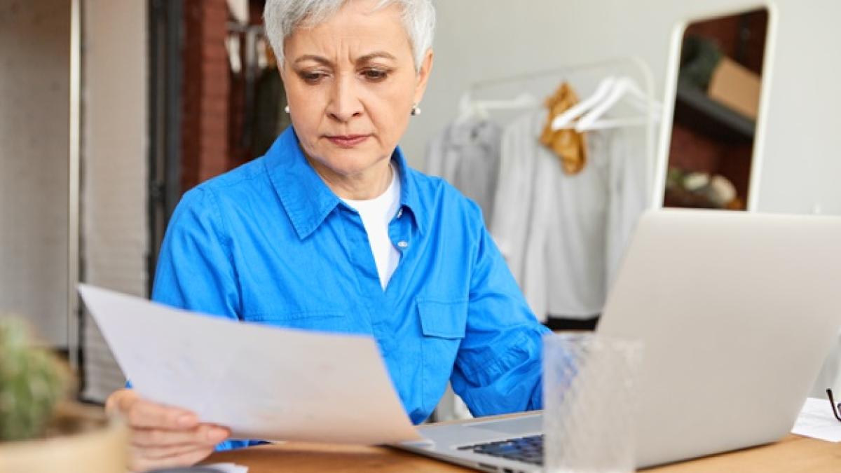 pensionara-hartie_67409100