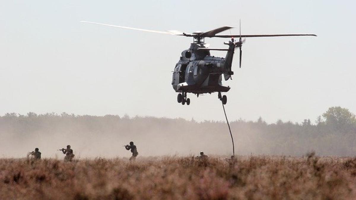 army-5672439_640_25404100