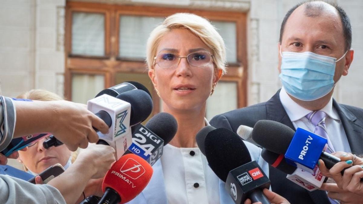 raluca-bronz_55229100