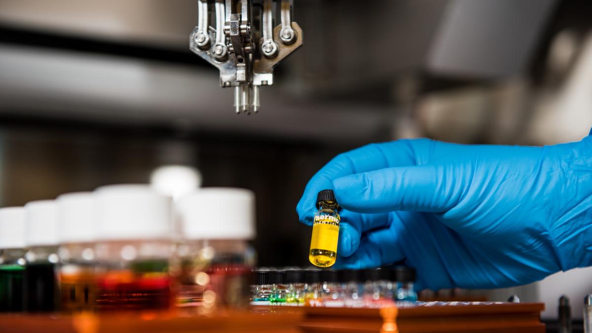 science-in-hd-9kstf9pvetm-unsplash_39970400