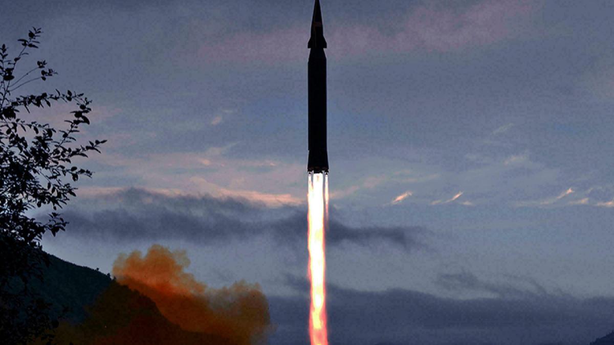 Coreea de Nord nu se mai joacă. Noua rachetă care poate schimba regulile jocului VIDEO