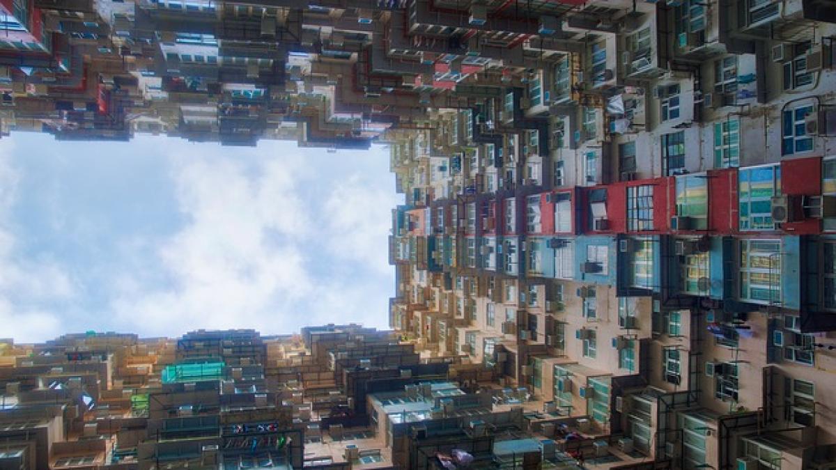 skyscraper-g7a2ea1d2b_640_70805000