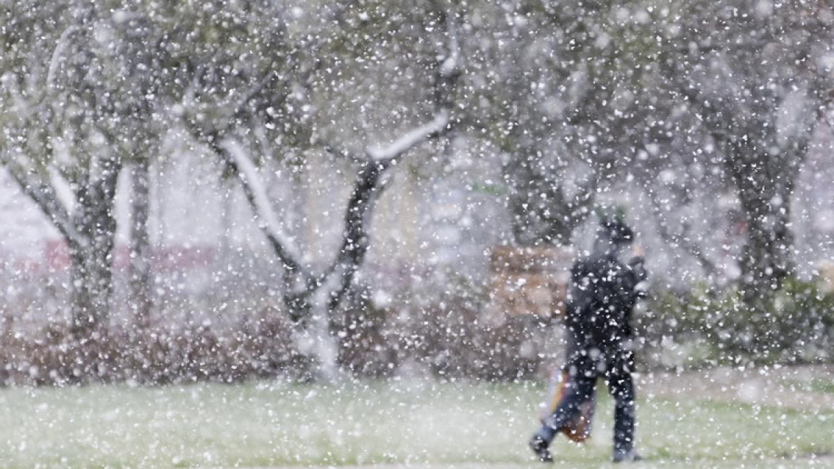 Capitala Beijing este ÎNGROPATĂ în ZĂPADĂ. Ce s-a întâmplat (VIDEO)