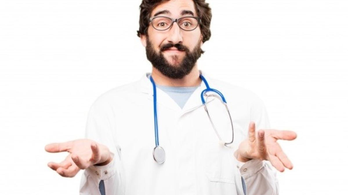 young-doctor-man-confused-expression_1194-9743_87044500