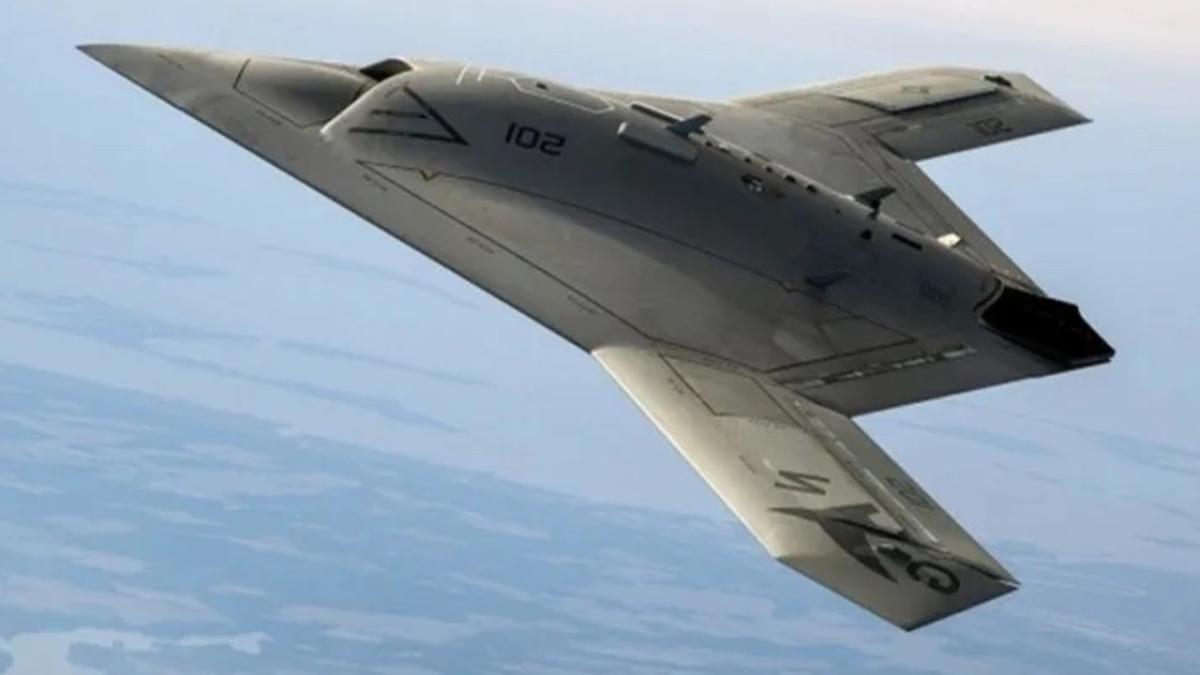 SU-57 vine la pachet cu o dronă invizibilă. Okhotnik dă bătăi de cap americanilor VIDEO