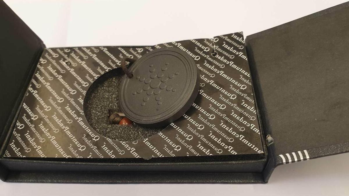 pandantiv-radioactiv_55491000