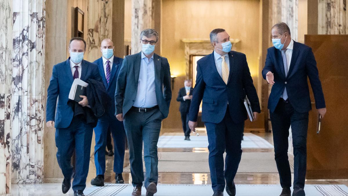 original_-sedinta-de-guvern-20dec5718_17131000