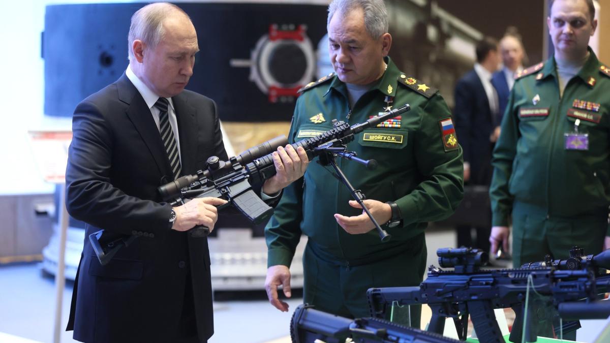 putin-arma_67942000