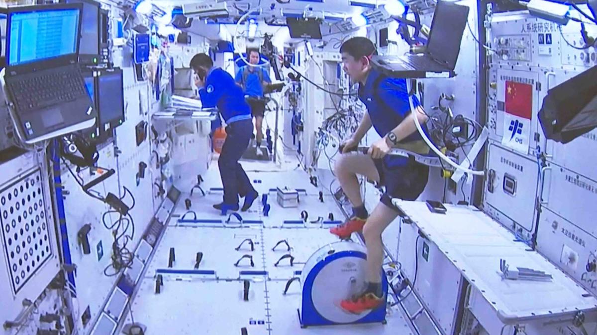 statia-spatiala-chineza_21046600