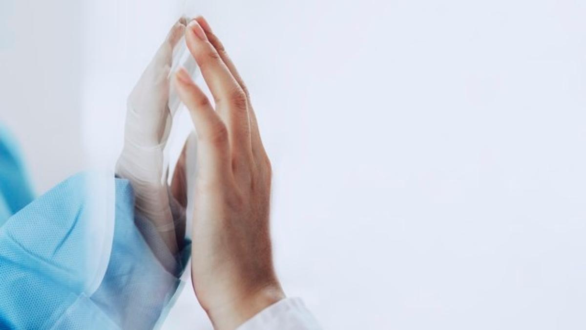 family-hand-through-glass-window_53876-94743_41907600