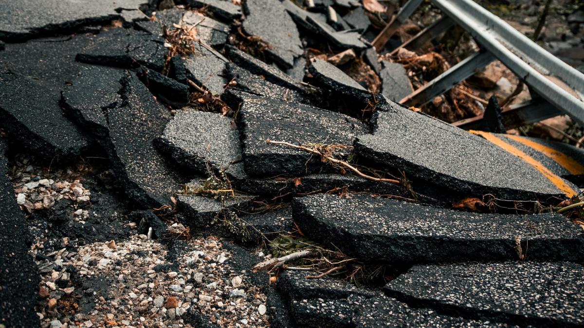 colin-lloyd-d7jnhk1xfpu-unsplash_96092200