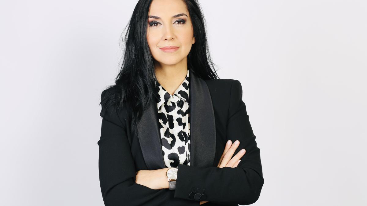 emma-zeicescu_philip-morris-romania_21100800